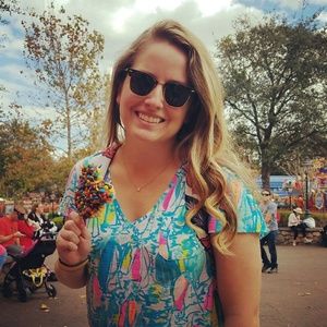 Meet your Posher, Ashley